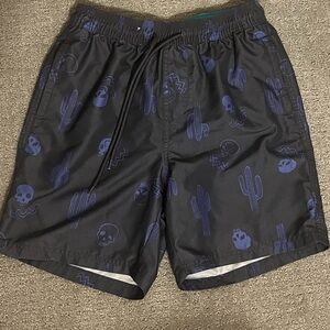 No Boundaries Skull Pint Black and Blue Swim Trunks Shorts Size Small